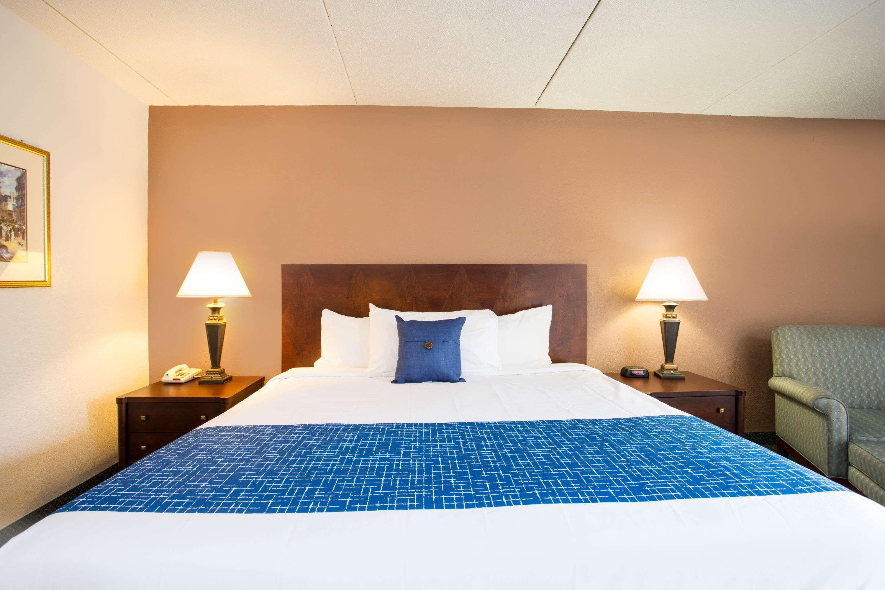 Travelodge By Wyndham Wytheville Buitenkant foto