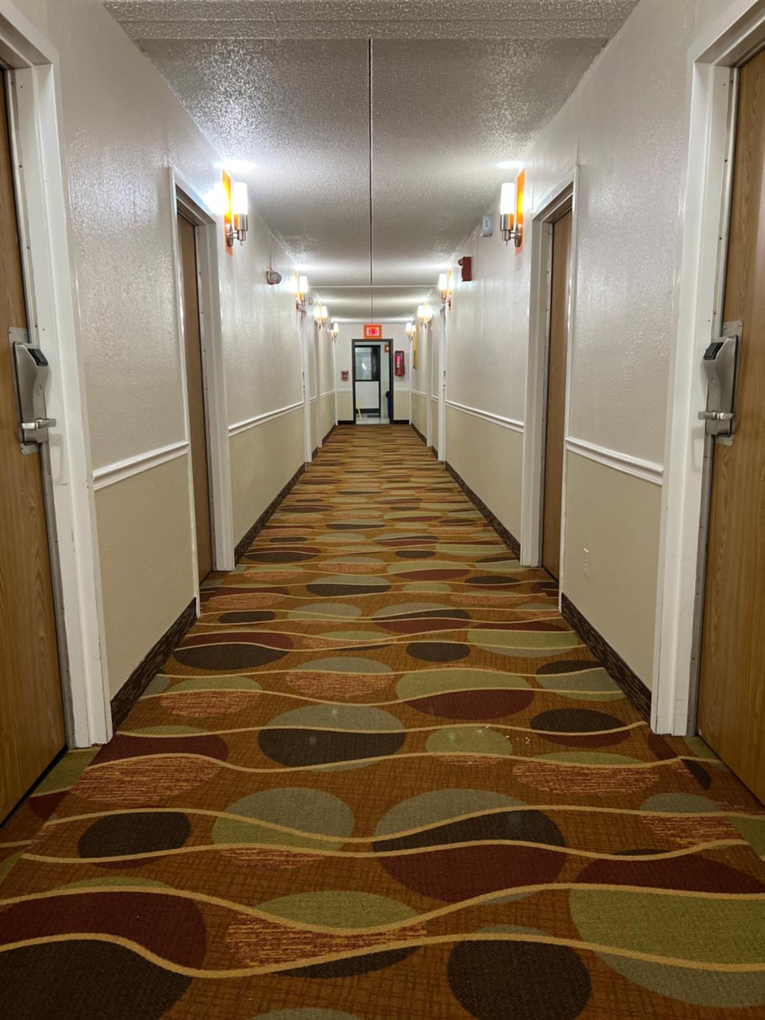 Travelodge By Wyndham Wytheville Buitenkant foto