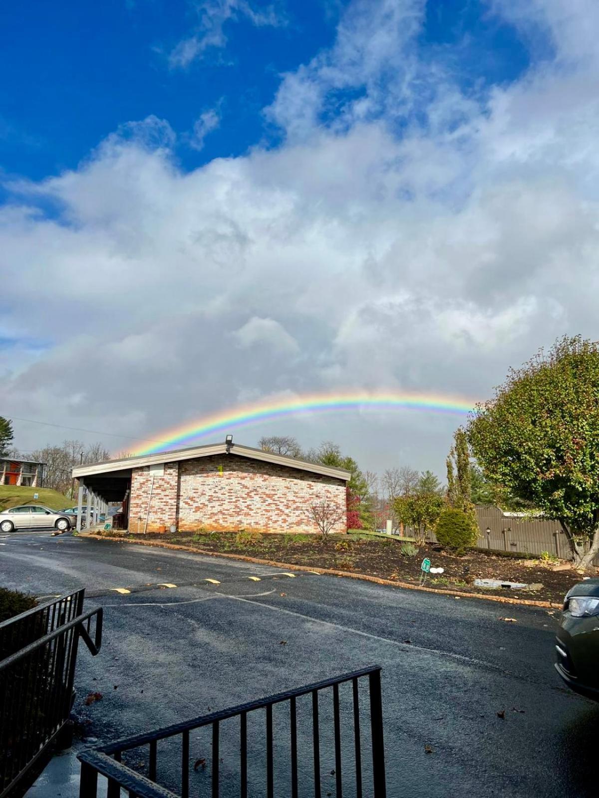Travelodge By Wyndham Wytheville Buitenkant foto