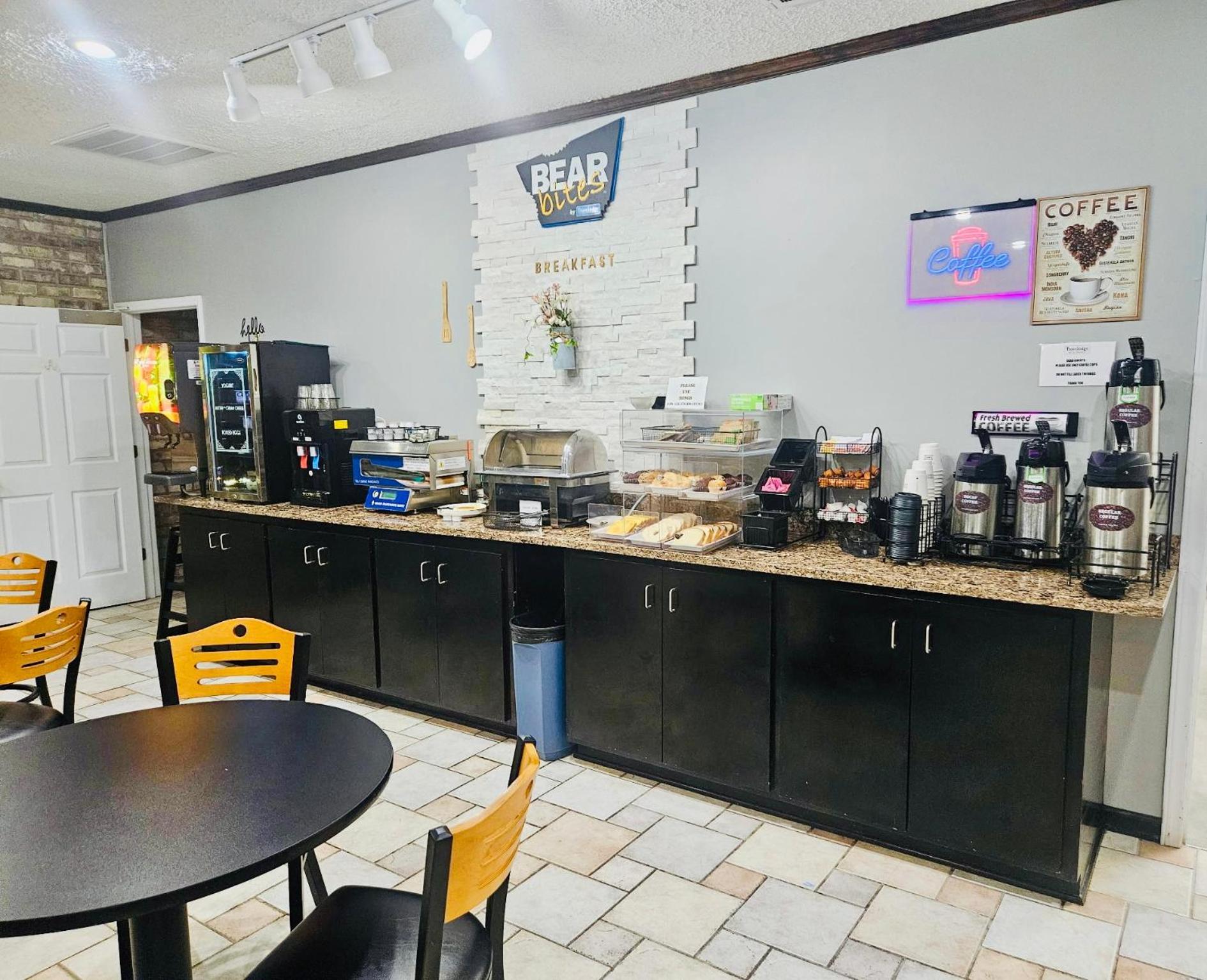 Travelodge By Wyndham Wytheville Buitenkant foto